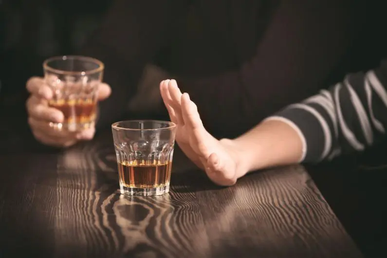 ¿Qué es la adicción al alcohol? | Causas y Apoyo | Toluca Edo Mex